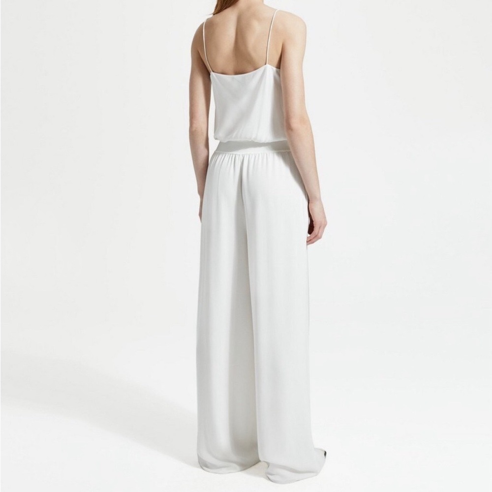 Theory White Jumpsuit Chic and Versatile - Picture 4 of 11